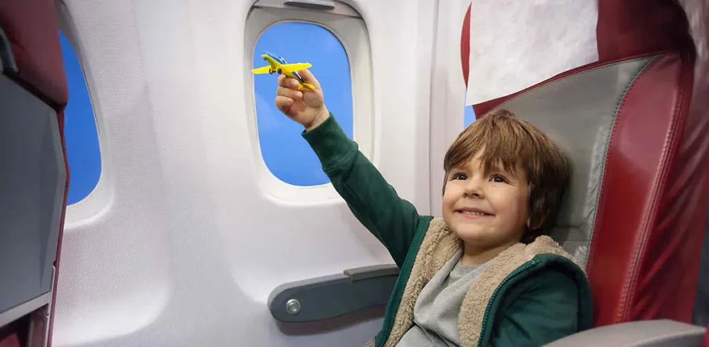 7 consejos útiles para viajar en avión con un bebé